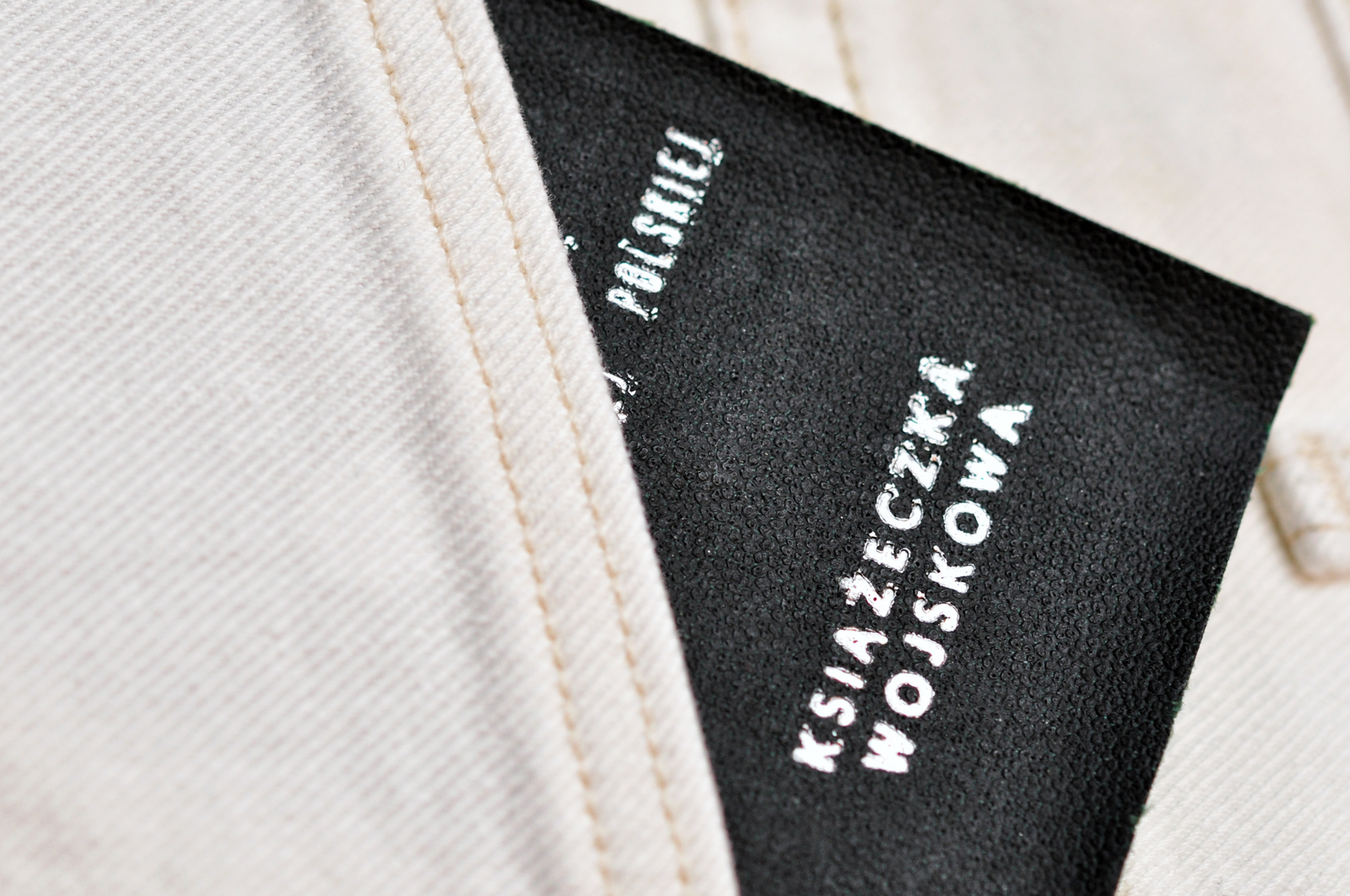 książeczka wojskowa - Fotolia