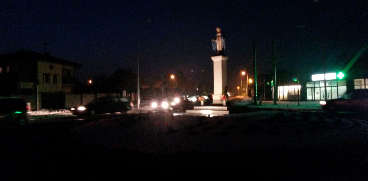 rondo głuszyna figurka - Jacek Butlewski