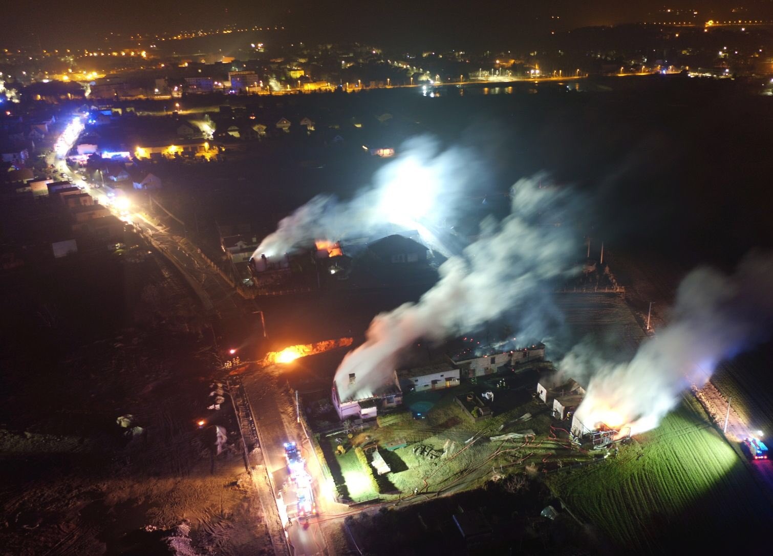 MUROWANA GOŚLINA gaz policja - Twitter Andrzej Borowiak