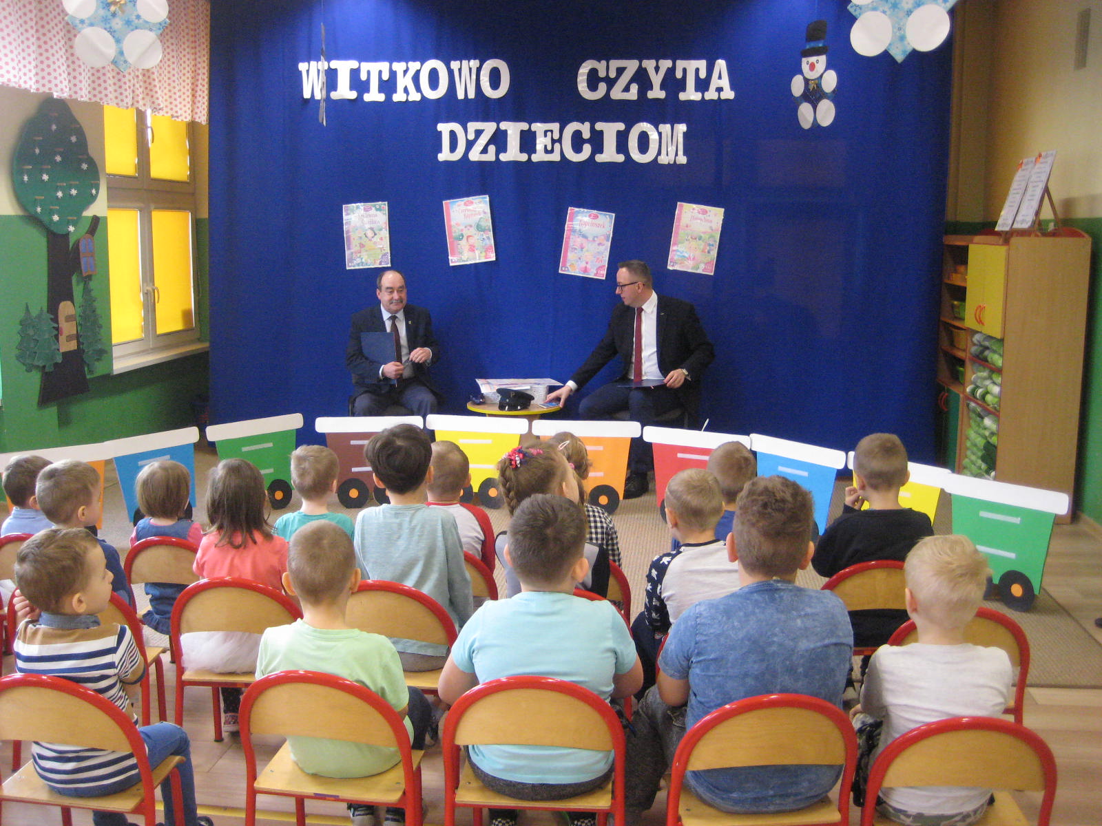 witkowo czyta dzieciom burmistrz - Rafał Muniak