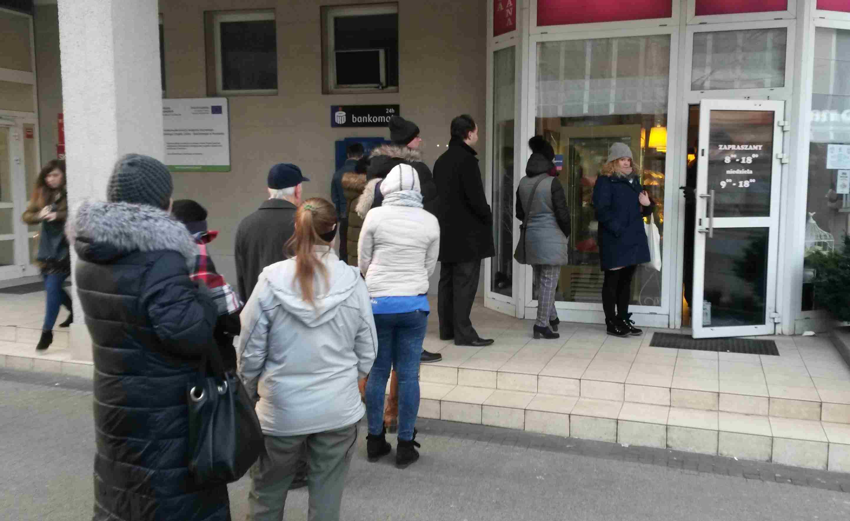 tłusty czwartek pączki kolejka - Jacek Butlewski