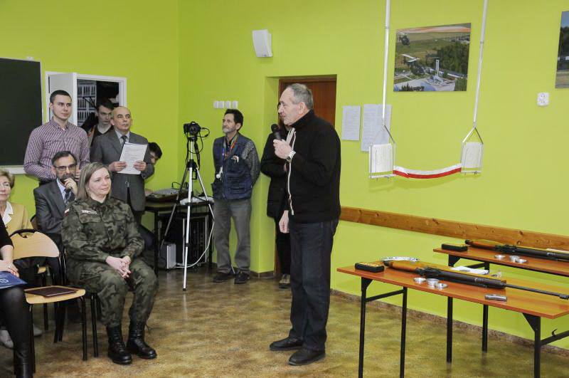 Zespół Szkół Ponadgimnazjalnych Nr 2 im. Papieża Jana Pawła II w Gnieźnie Facebook