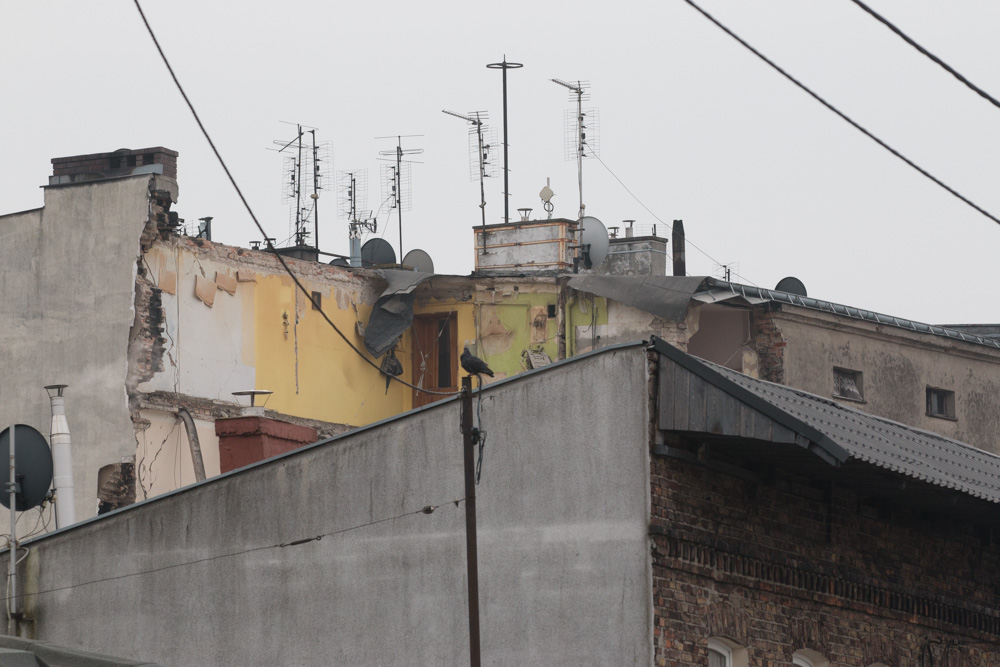 wybuch kamienica dębiec - Karolina Rej