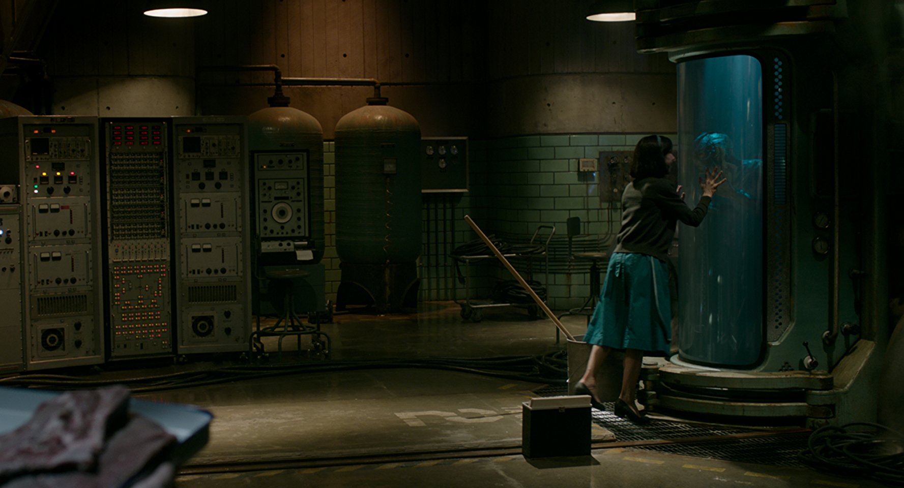 kształt wody - imdb.com