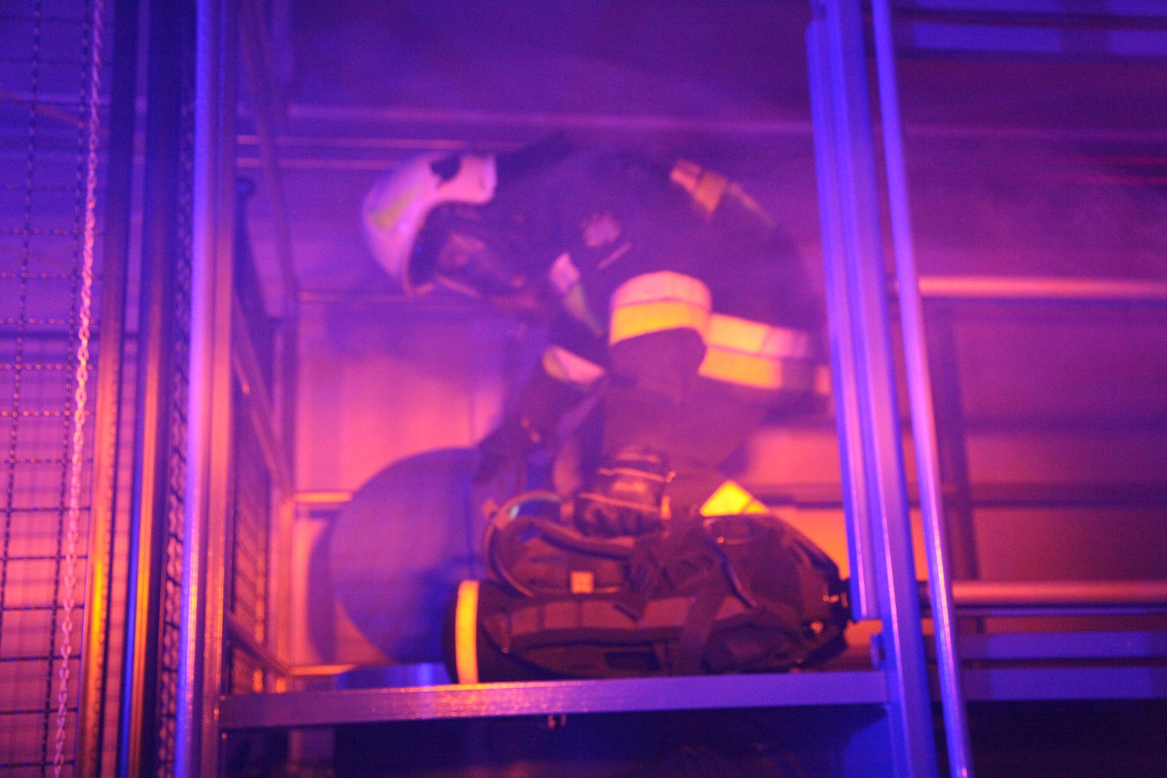 dym1 - Paweł Kamiński 