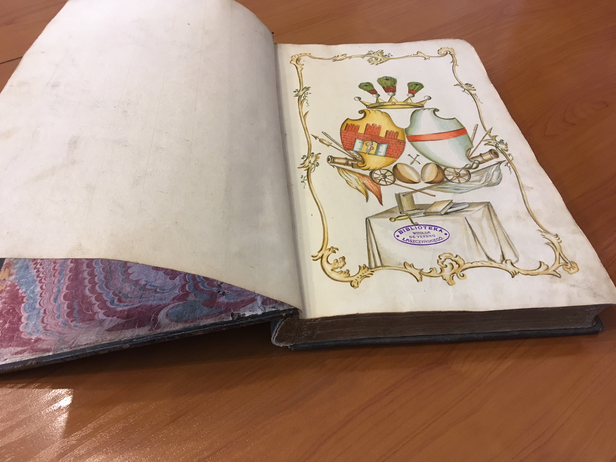 księga praw i przywilejów Chodzież - Przemysław Stochaj