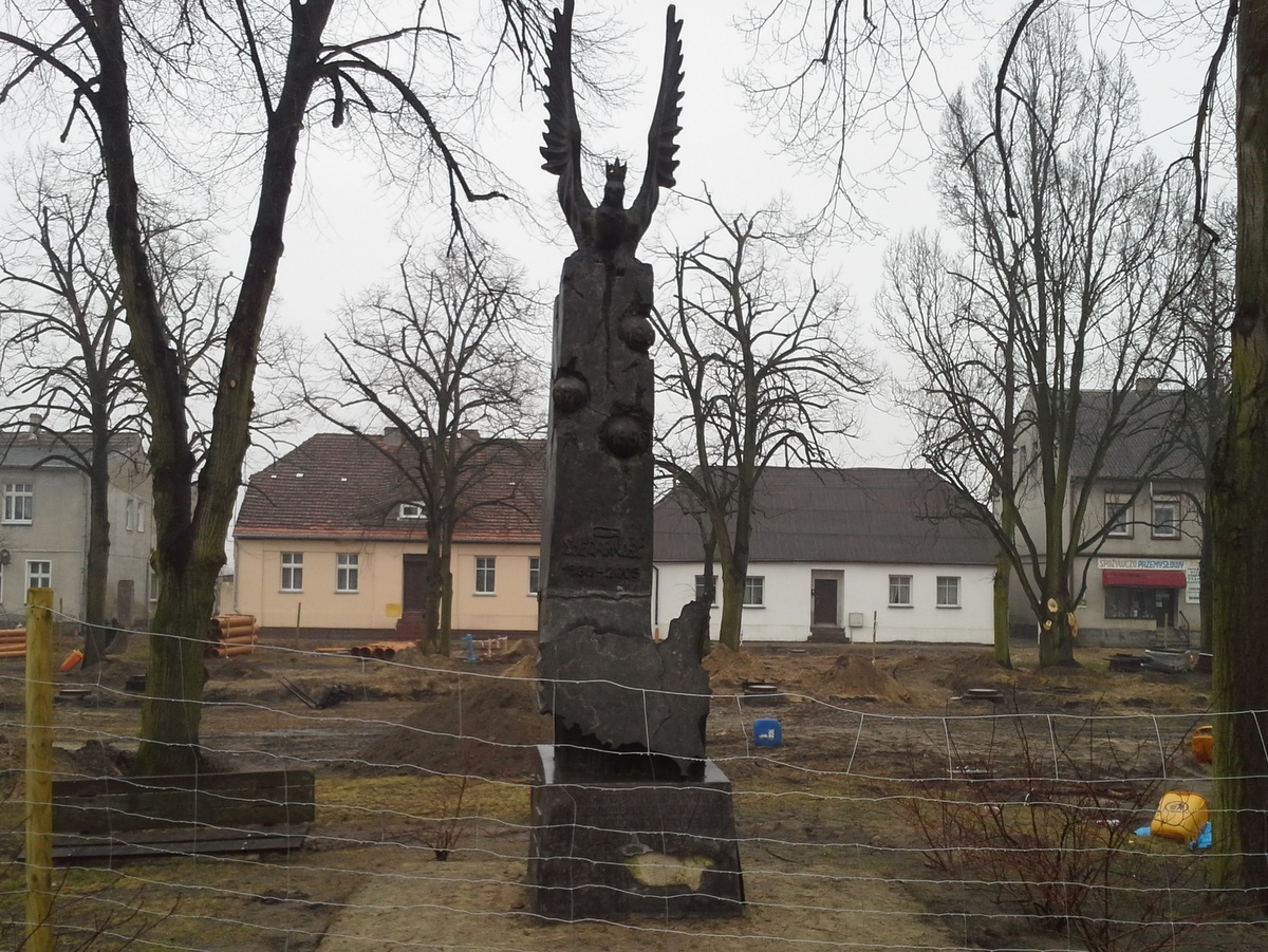 rogoźno remont szczątki - Andrzej Ciborski