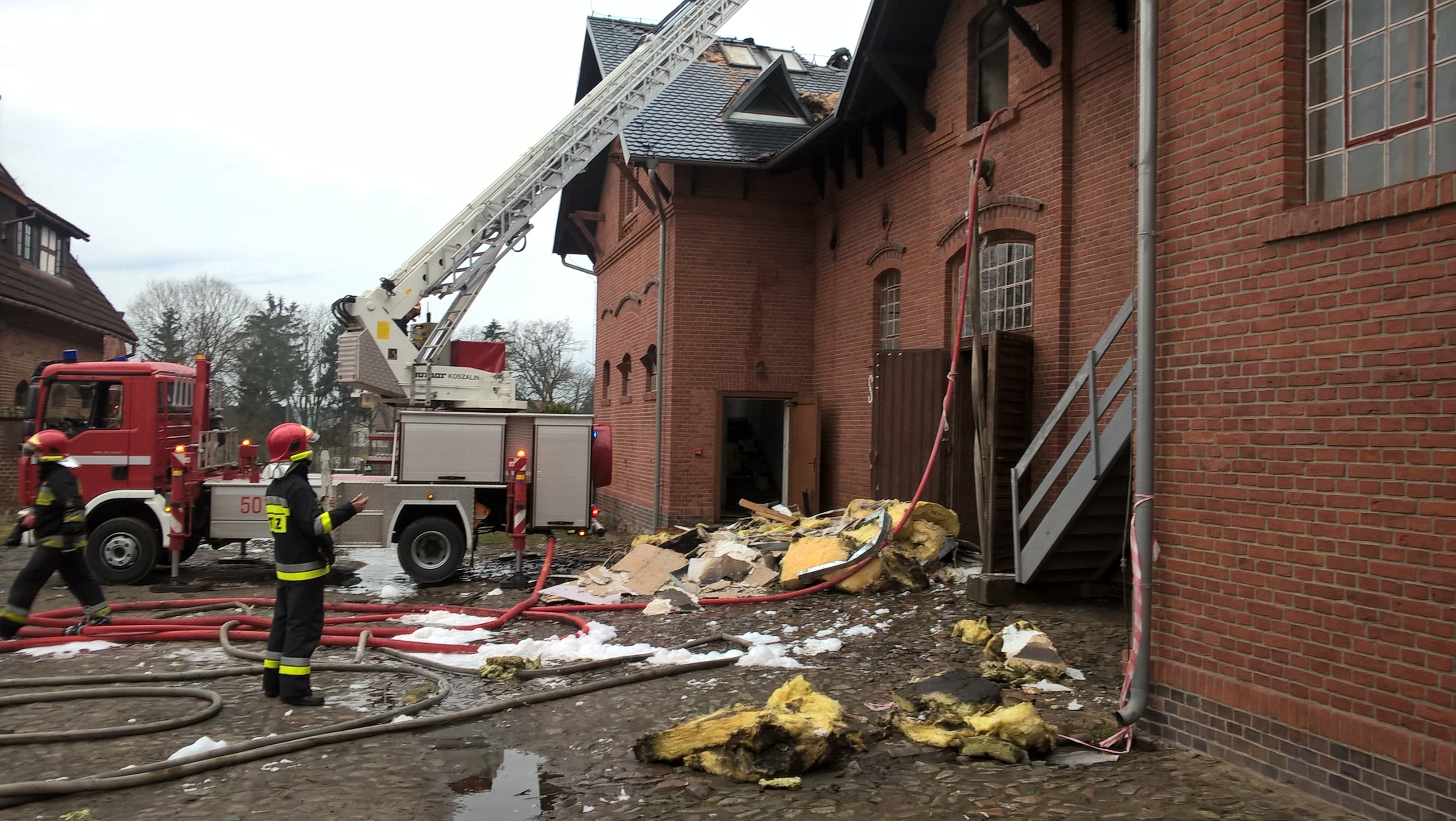 wąsowo pożar pałac straż ogień (4) - Piotr Jaśkowiak