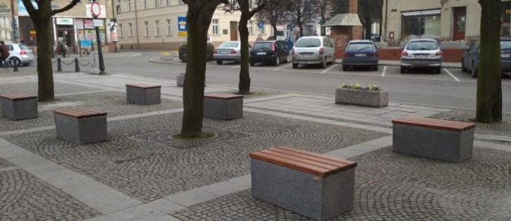 ławeczka dla seniora Pleszew - zpleszewa.pl