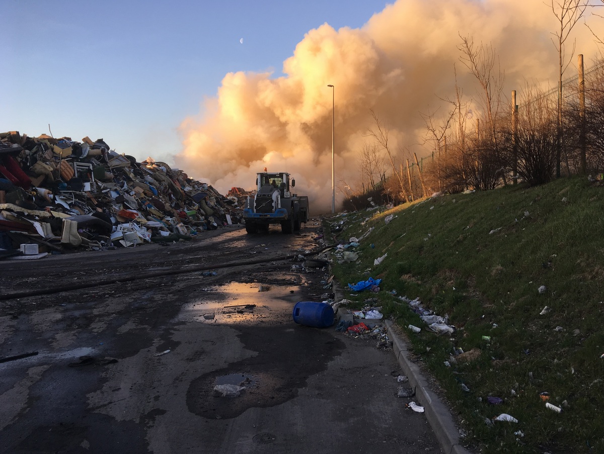 pożar śmieci piotrowo pierwsze śmieci - Jacek Marciniak