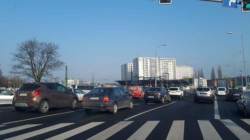 korki Rondo Rataje - www.twitter.com/MotoSygnaly