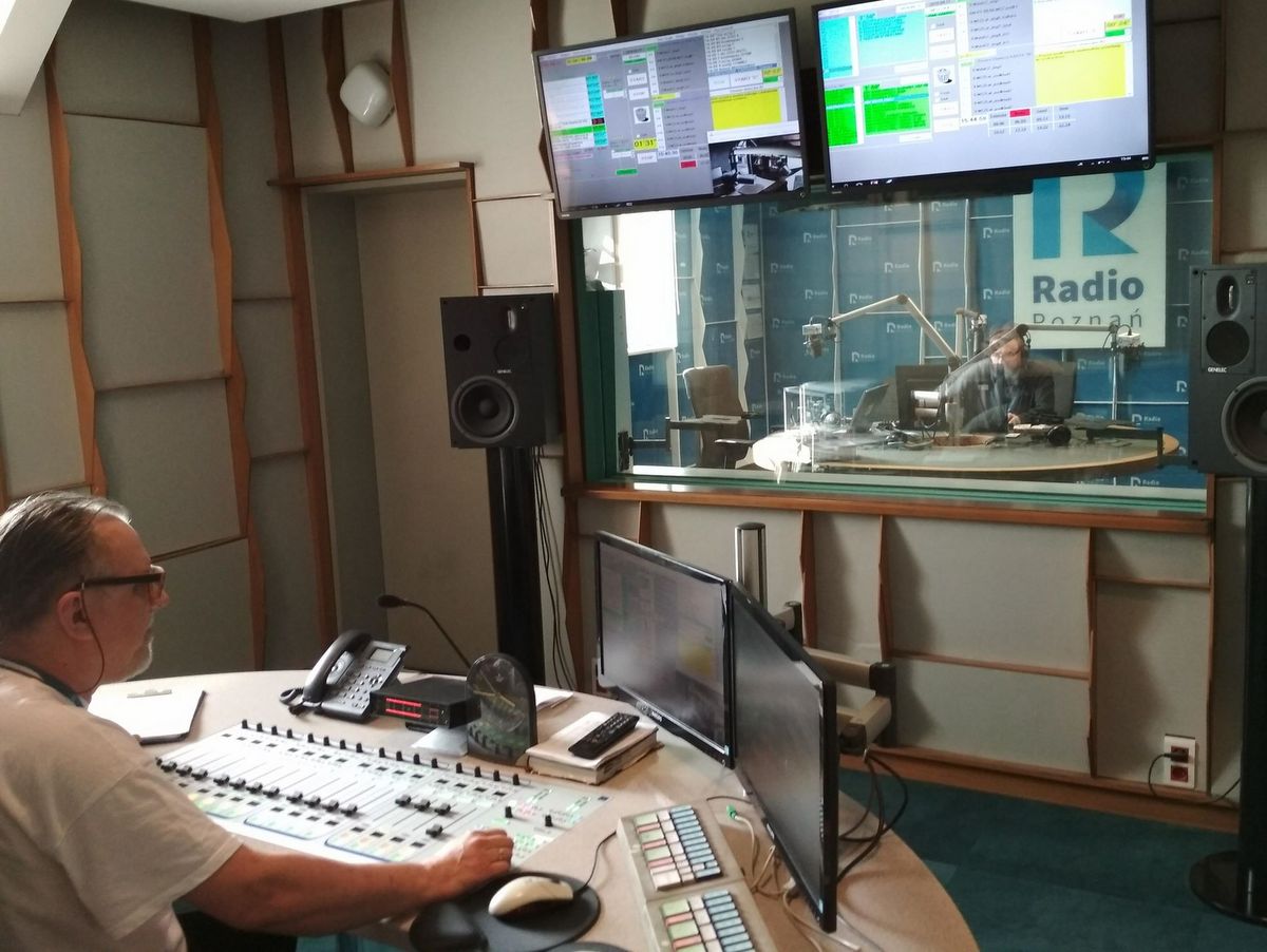 radio studio - Radio Poznań