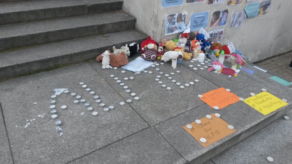 evans alfie - Jacek Butlewski