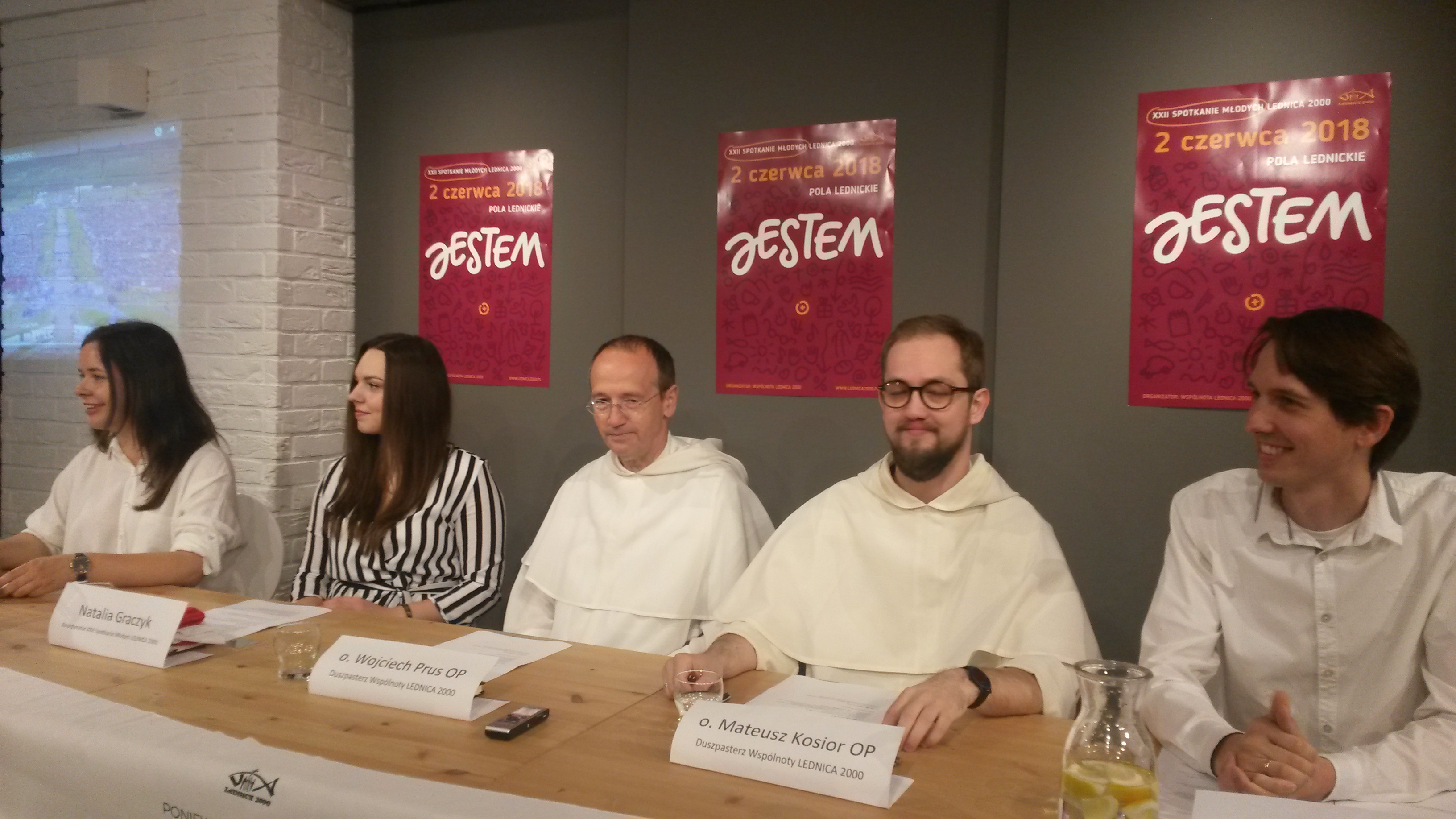 lednica - Jacek Butlewski