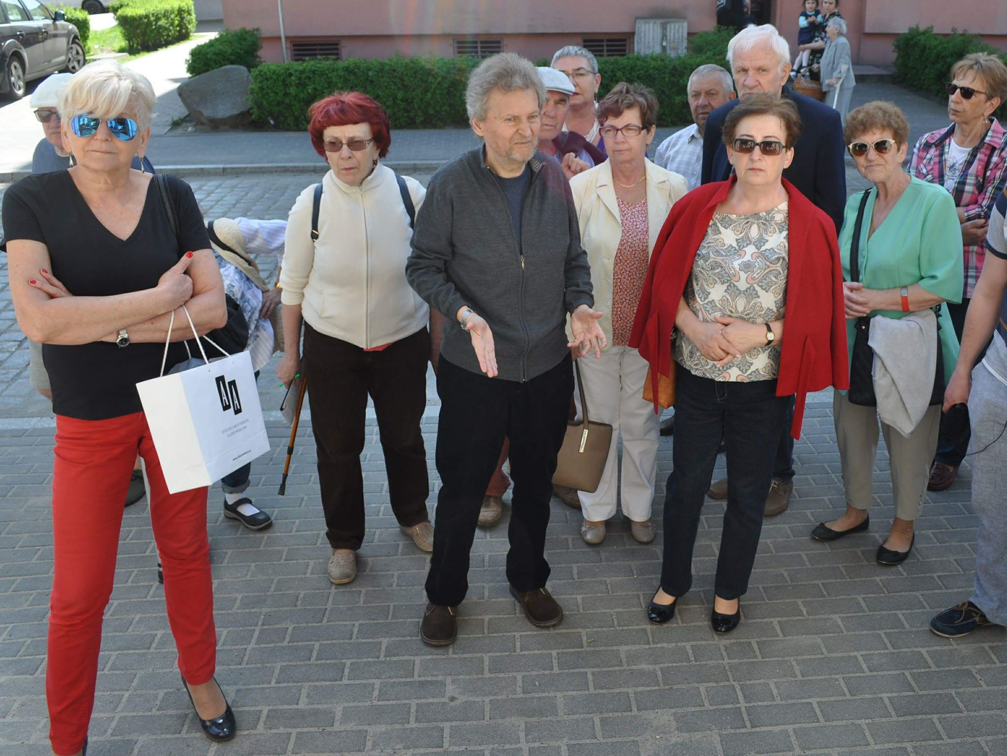 32959726_1765651796791443_7961889581664567296_n