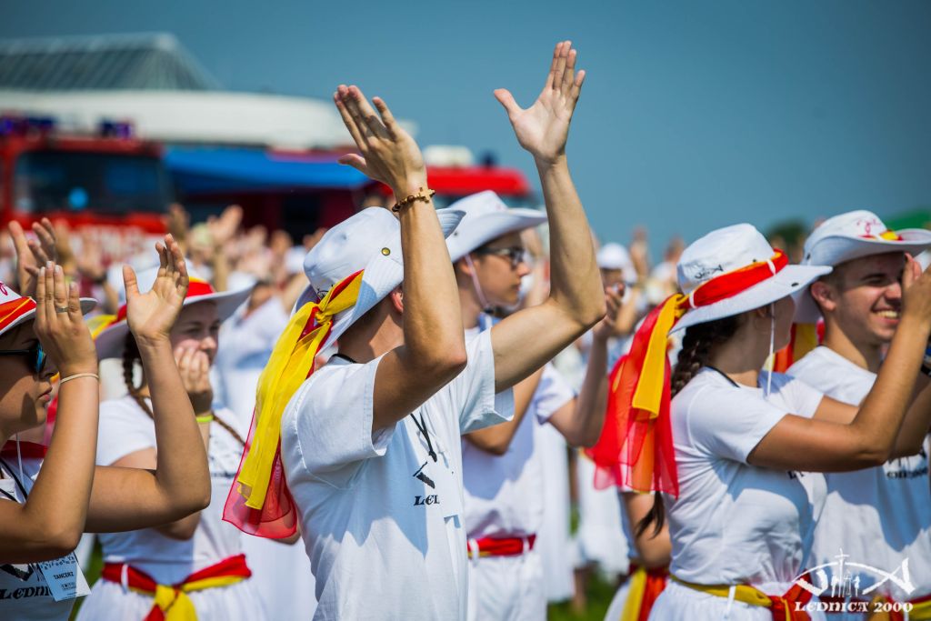 Biuro Prasowe Spotkań Młodych LEDNICA 2000