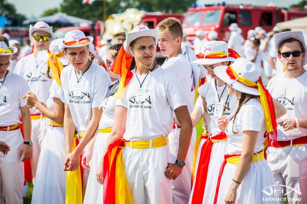 Biuro Prasowe Spotkań Młodych LEDNICA 2000