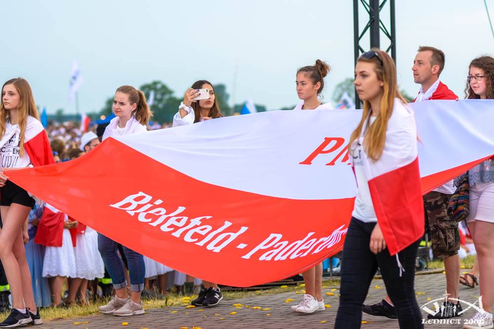 Biuro Prasowe Spotkań Młodych LEDNICA 2000