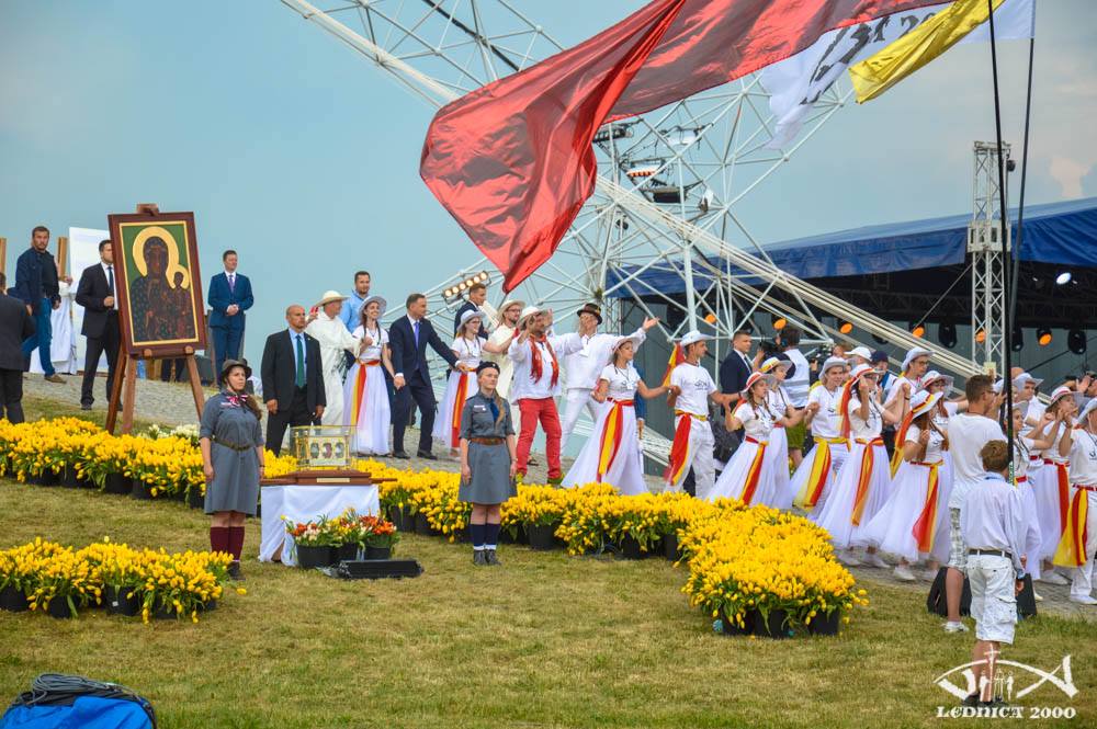 Biuro Prasowe Spotkań Młodych LEDNICA 2000