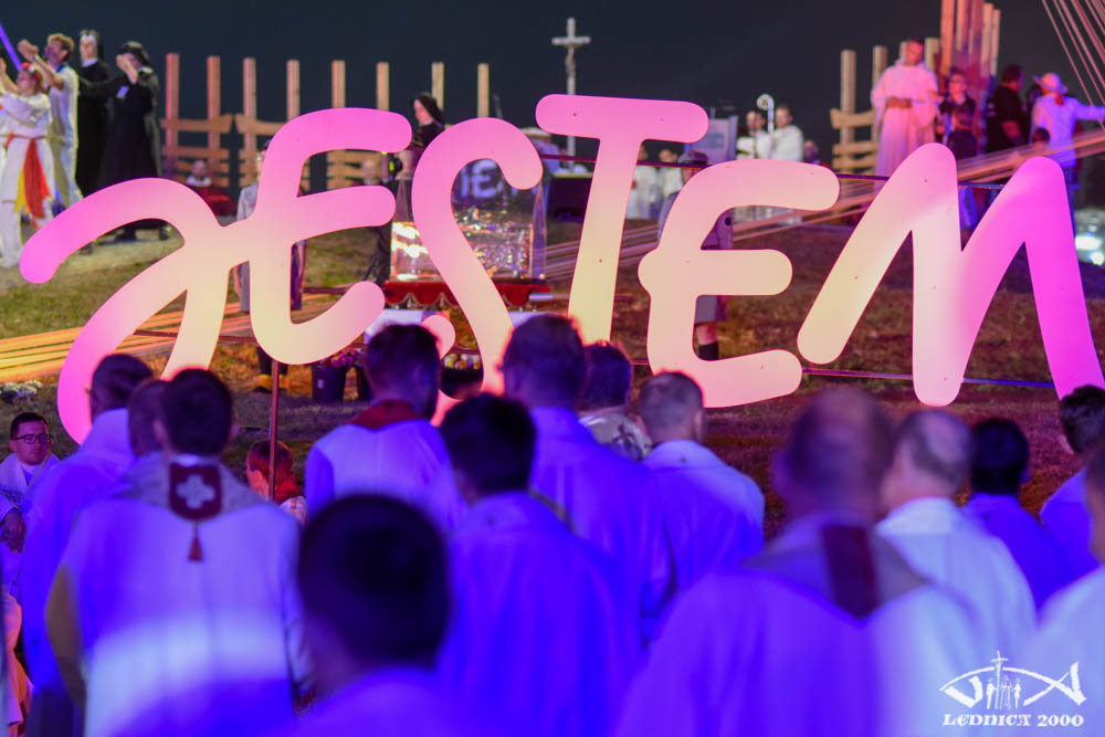 Biuro Prasowe Spotkań Młodych LEDNICA 2000