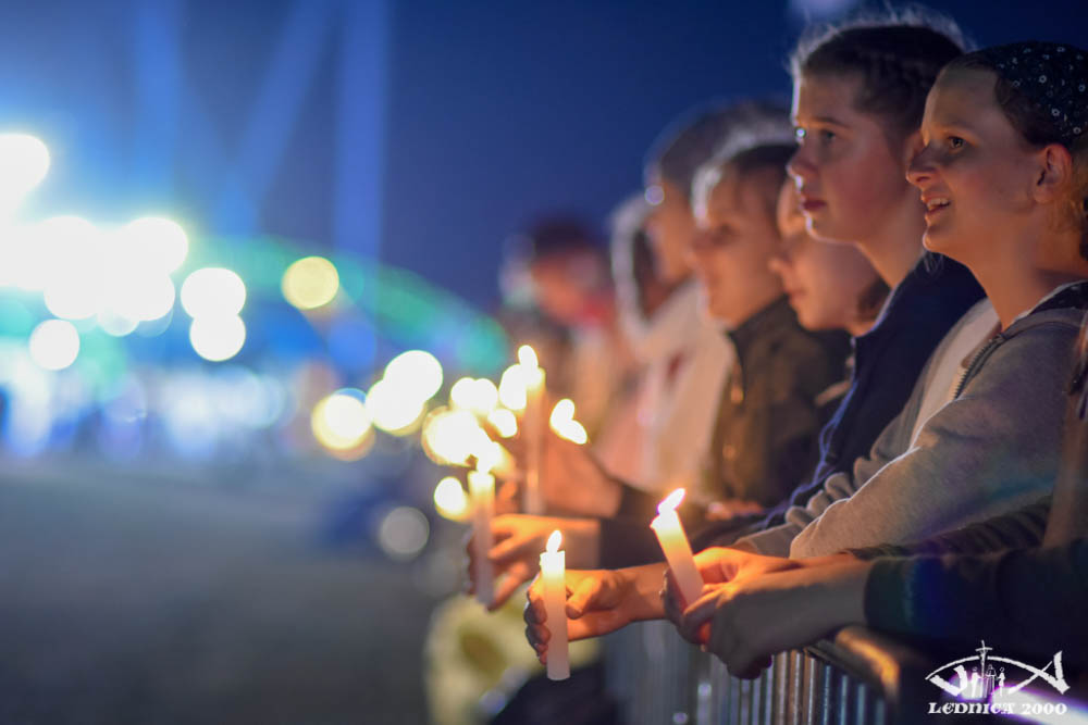 Biuro Prasowe Spotkań Młodych LEDNICA 2000
