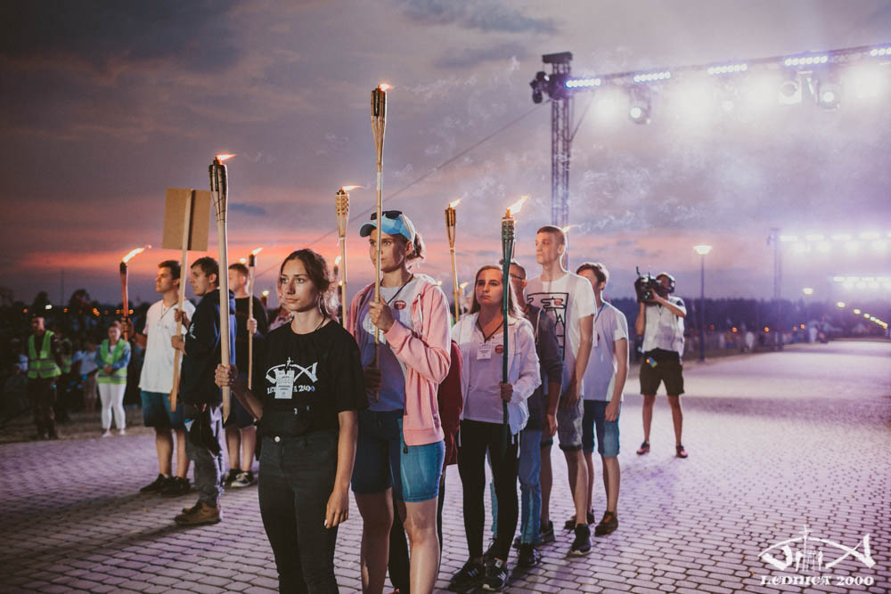 Biuro Prasowe Spotkań Młodych LEDNICA 2000