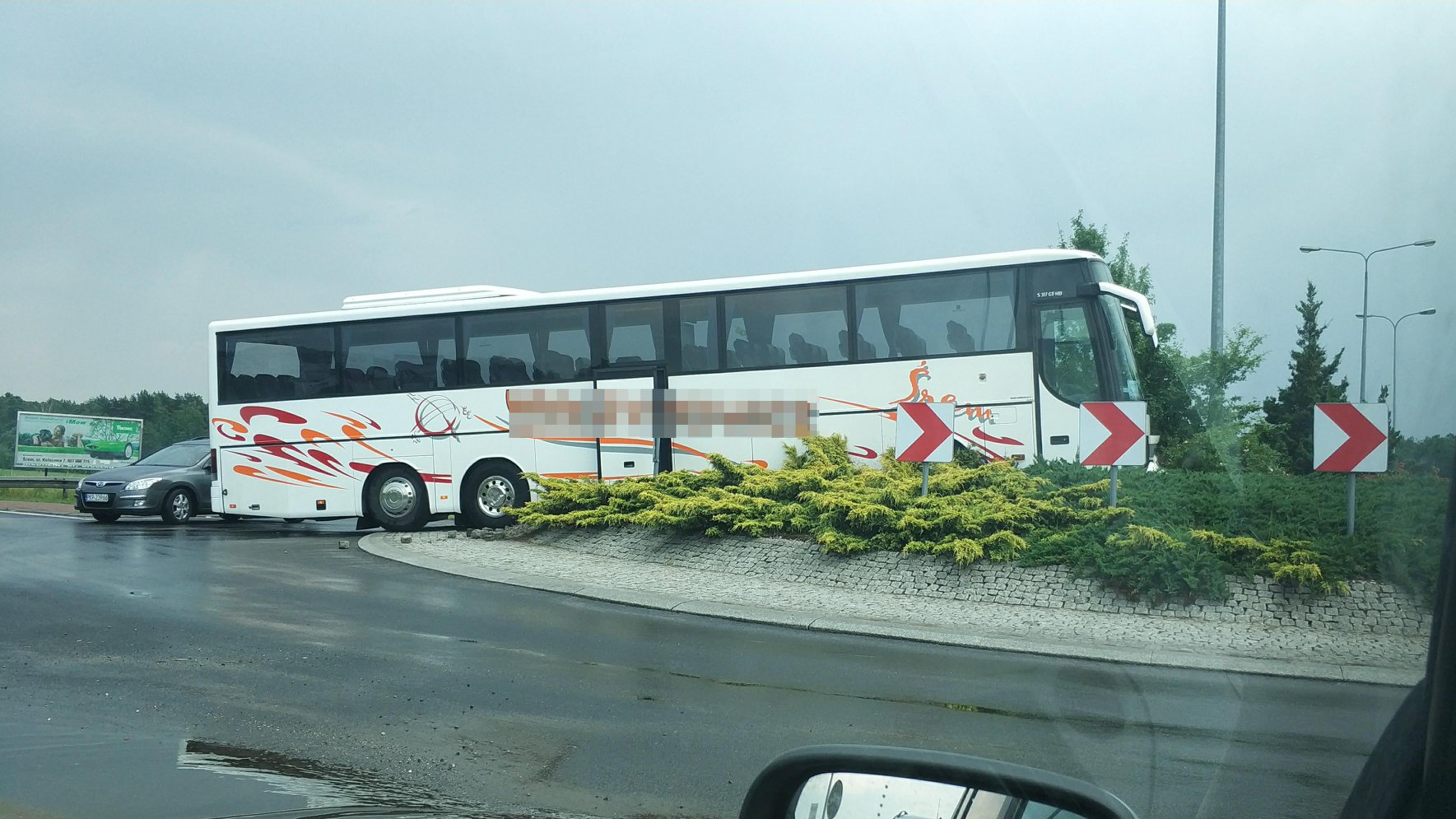 autobus na rondzie - Śrem na sygnale - Facebook