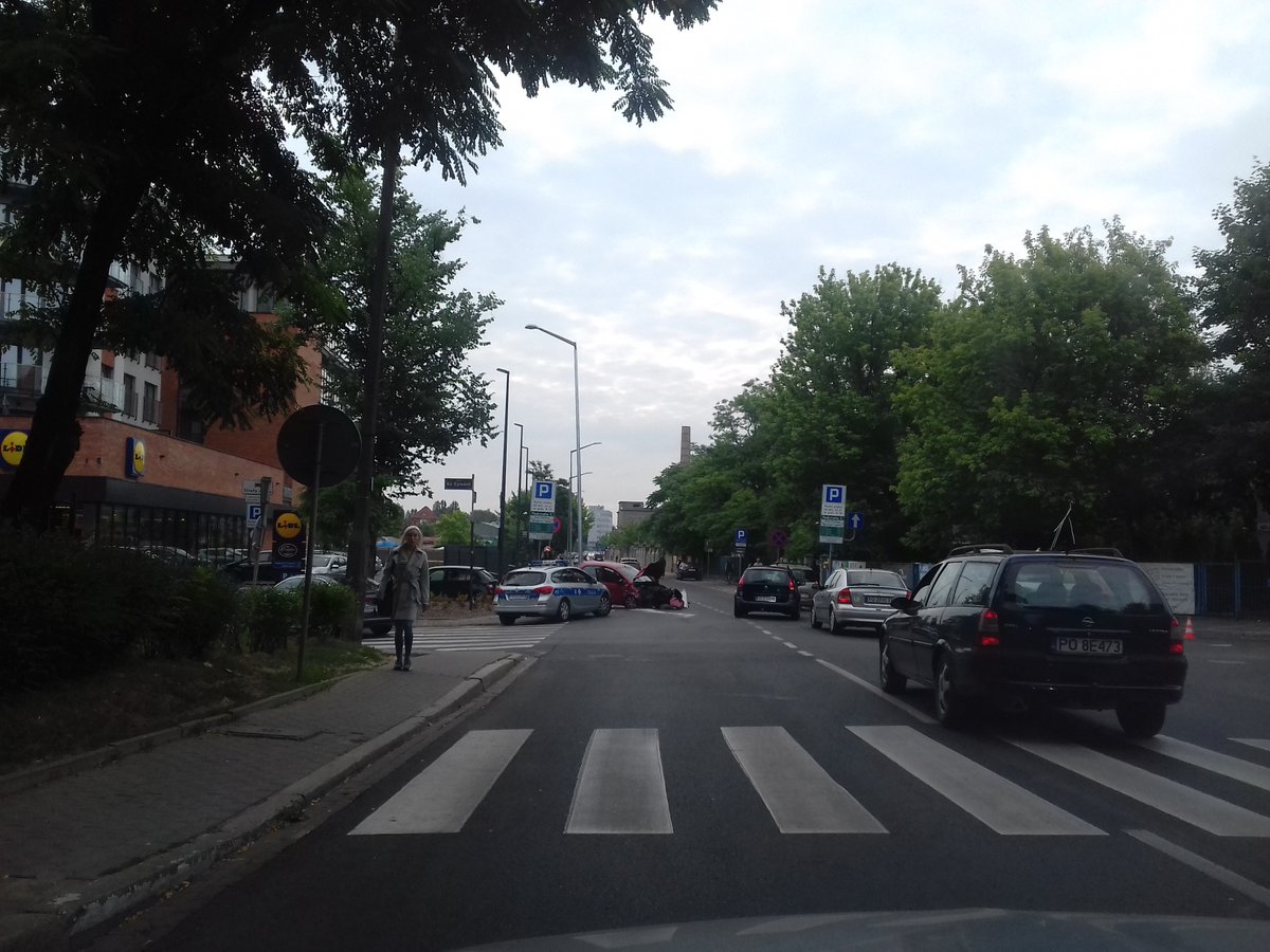 Twitter/Motosygnały/Hegemon