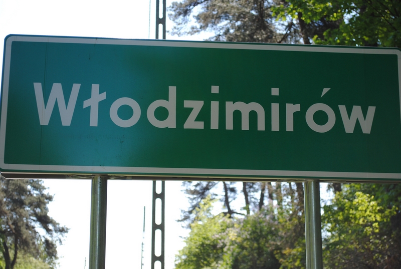 Tablica z nazwą - Włodzimiów - Iwona Kryżak