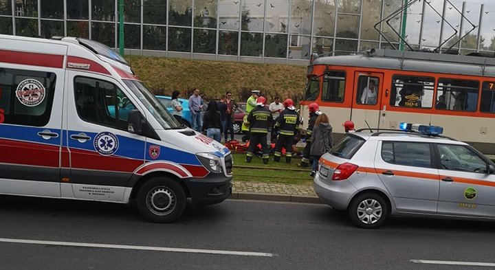 rowerzysta zawady tramwaj -  Pomoc Drogowa Car Center Poznań