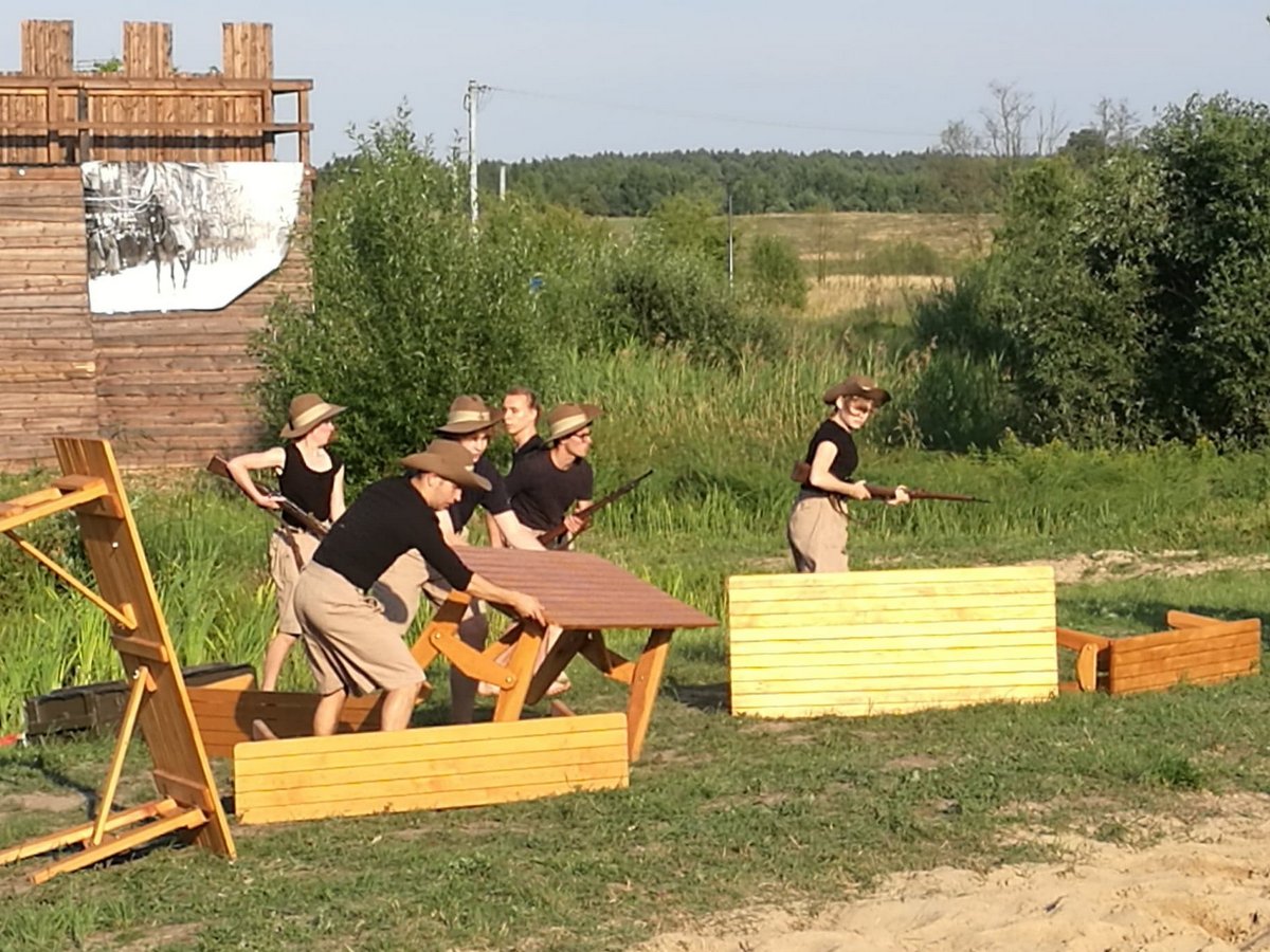 orzeł i krzyż park dzieje murowana goślina - Gracjan Jaworski