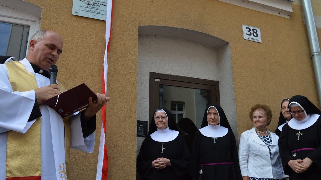 Odsłonięcie tablicy tekla anna Budnowska Piła - Przemysław Grabiński/Radio Koszalin