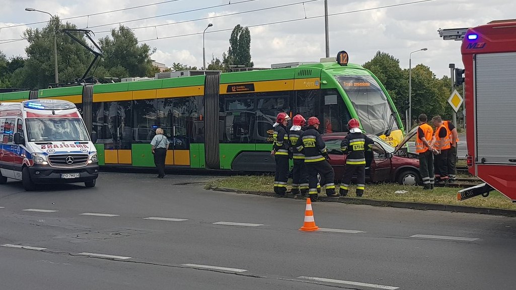 wypadek zamenhofa - twitter: Moto Sygnały