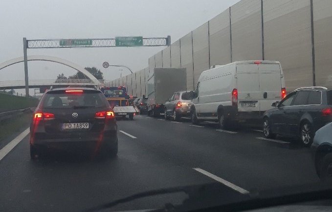 wypadek kórnik poznań s11 korek - Twitter/Motosygnały/TomaszBarylski