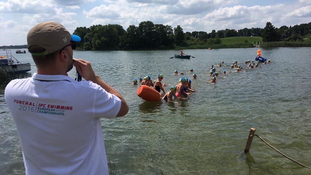 pływali w lednicy lipiec rafał muniak