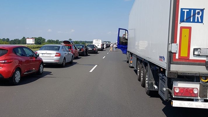 kolizja krzesiny autostrada - Słuchacz