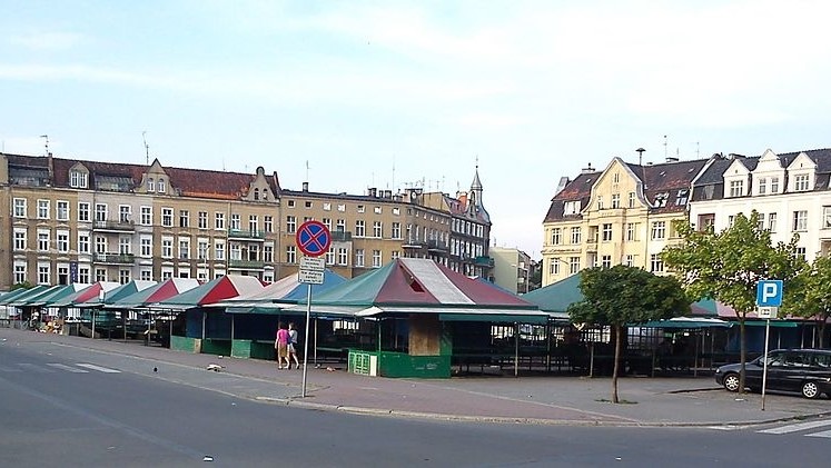 rynek łazarski w poznaniu