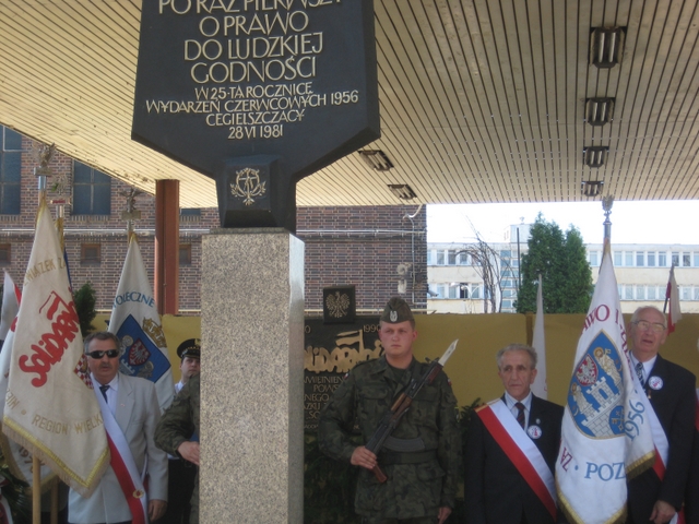 Cegielski - brama rocznica Czerwca'56 - Magda Konieczna