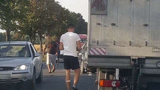 wypadek s11 nowe miasto - słuchacz