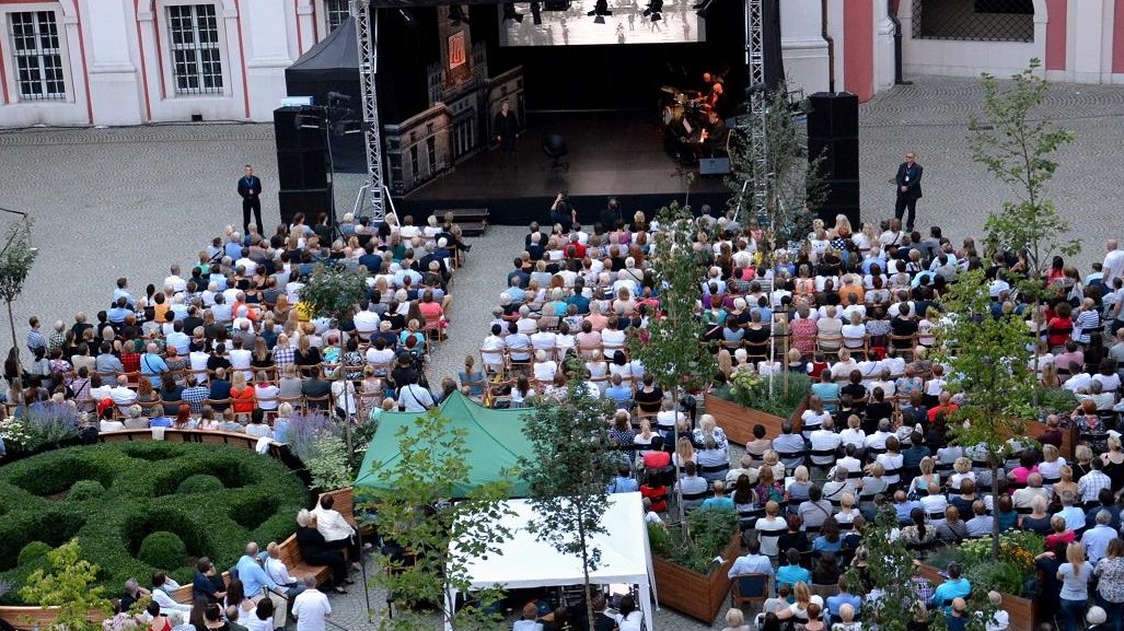 teatr na wolnym - UMP