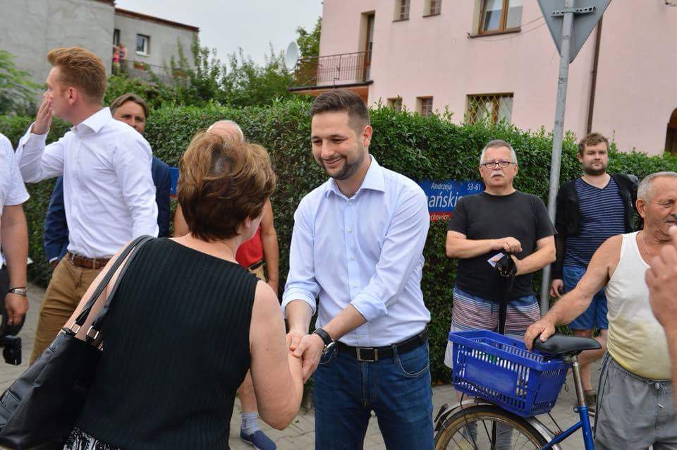 received_671886686538069 - Patryk Jaki, Facebook