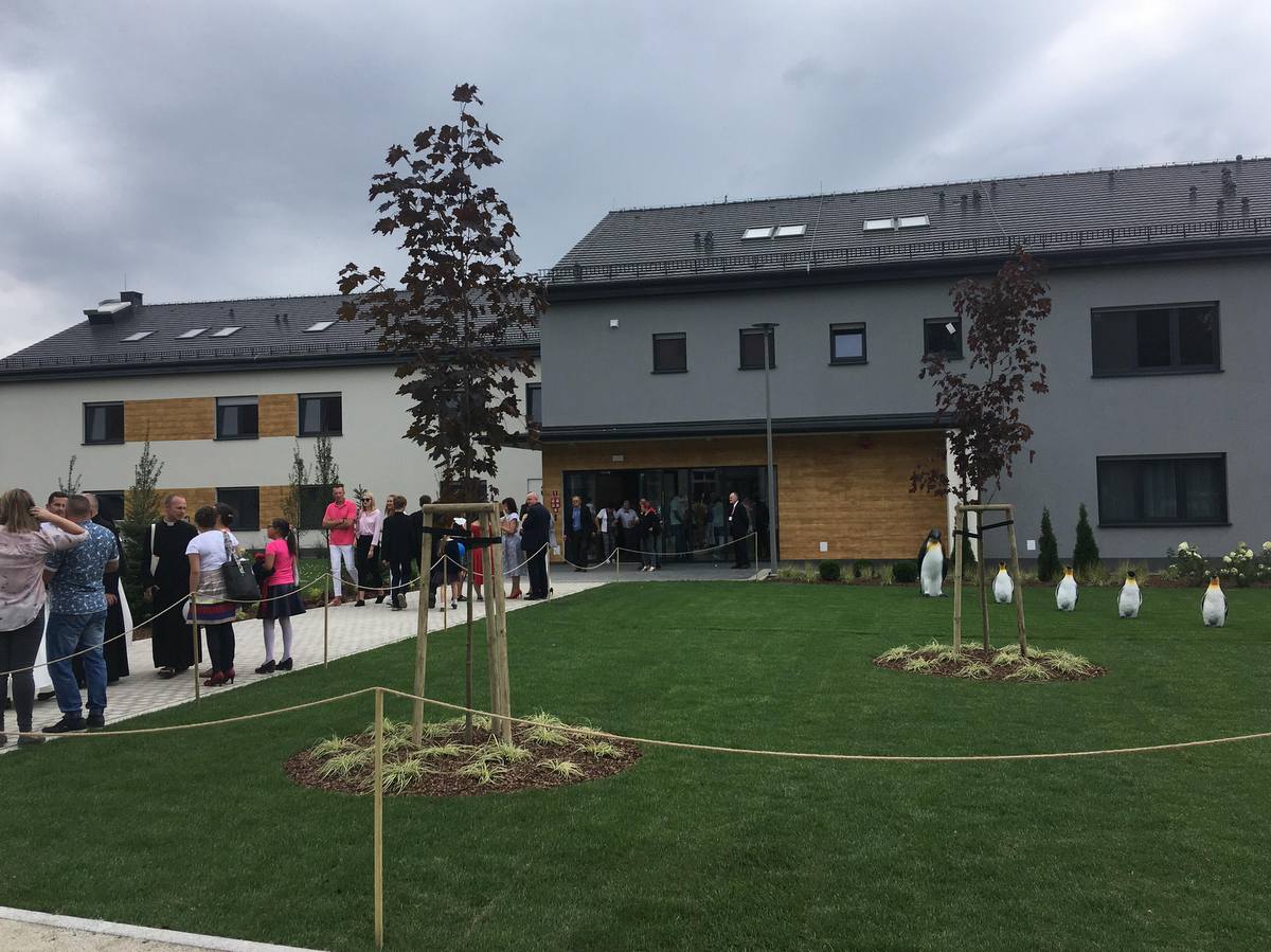 dom chłopaków broniszewice otwarcie - Danuta Synkiewicz