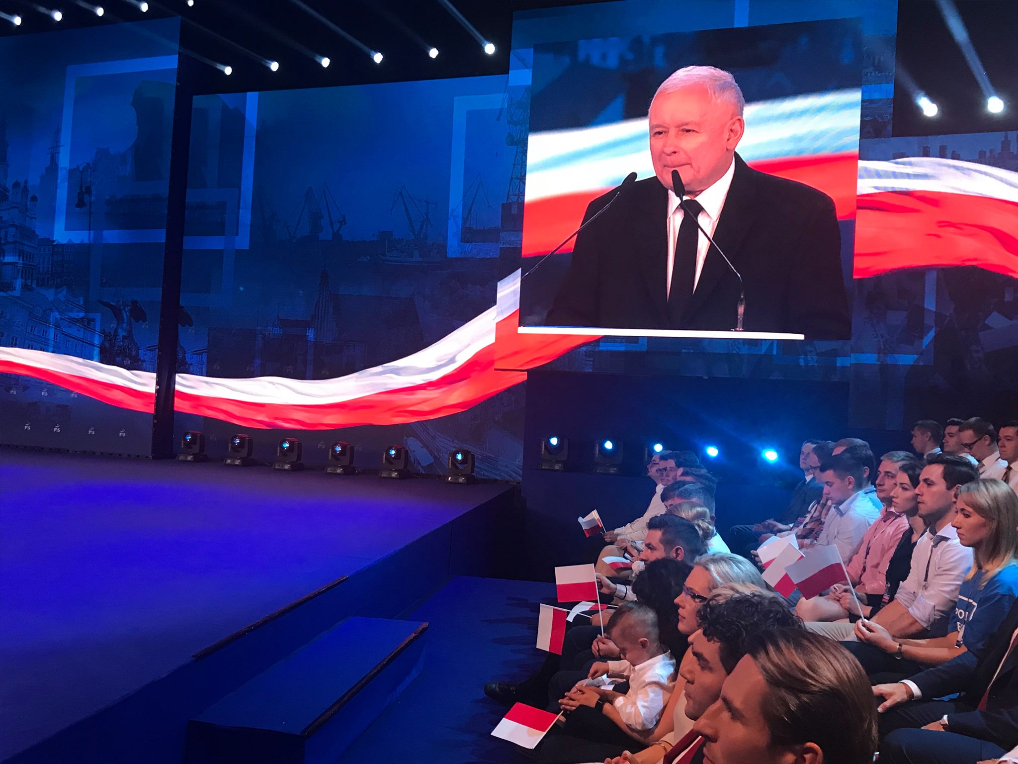 prawiisprawiedliwosc - Beata Mazurek, Facebook