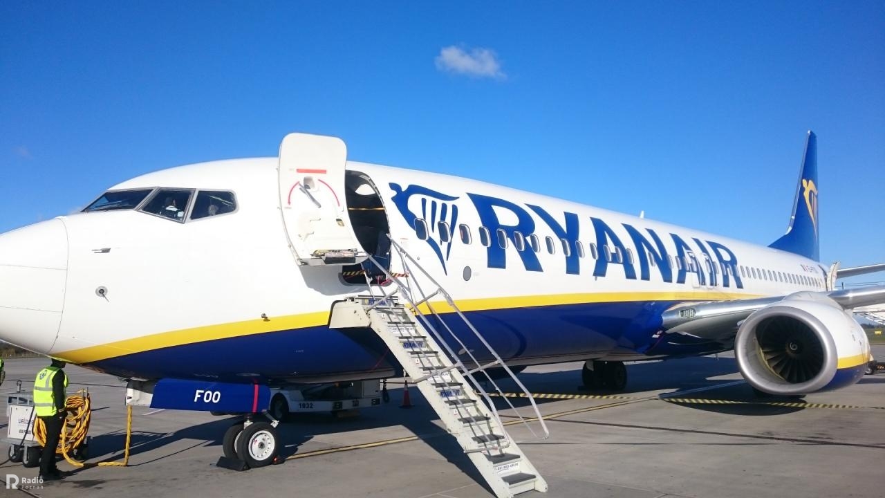 rayanair zmiany w lotach samolot linie lotnicze - Wojciech Chmielewski