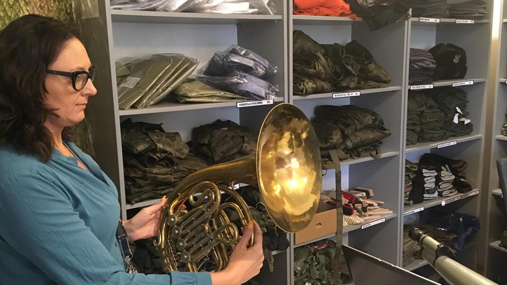 sprzedaż instrumentów wojskowych agencja mienia wosjkowego - Jacek Butlewski