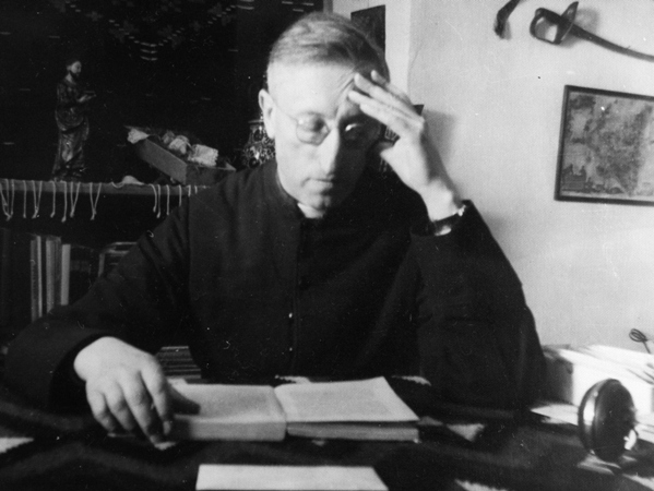 ksiądz jarzębowski