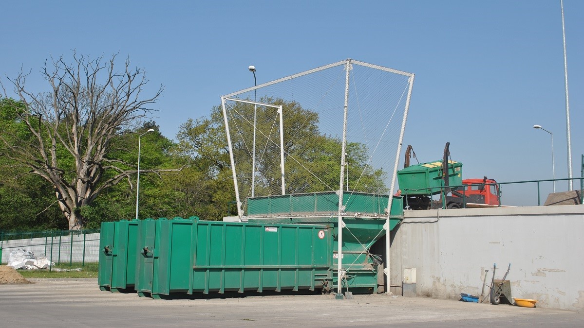 stacja przeładunkowa odpadów - MZO Leszno