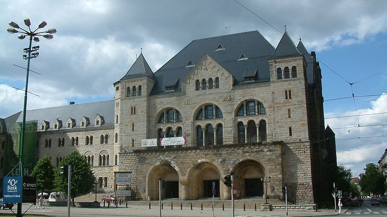 teattr animacji poznań - wikipedia.pl