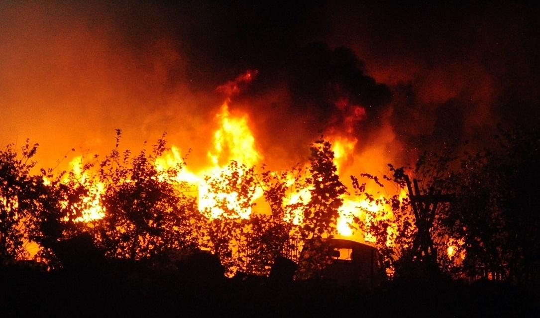 pożar hali braciszewo - moje-gniezno.pl