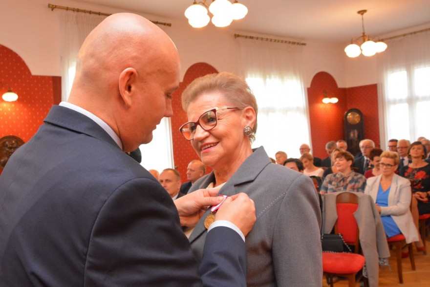 odznaczenia-panstwowe - www.poznan.uw.gov.pl